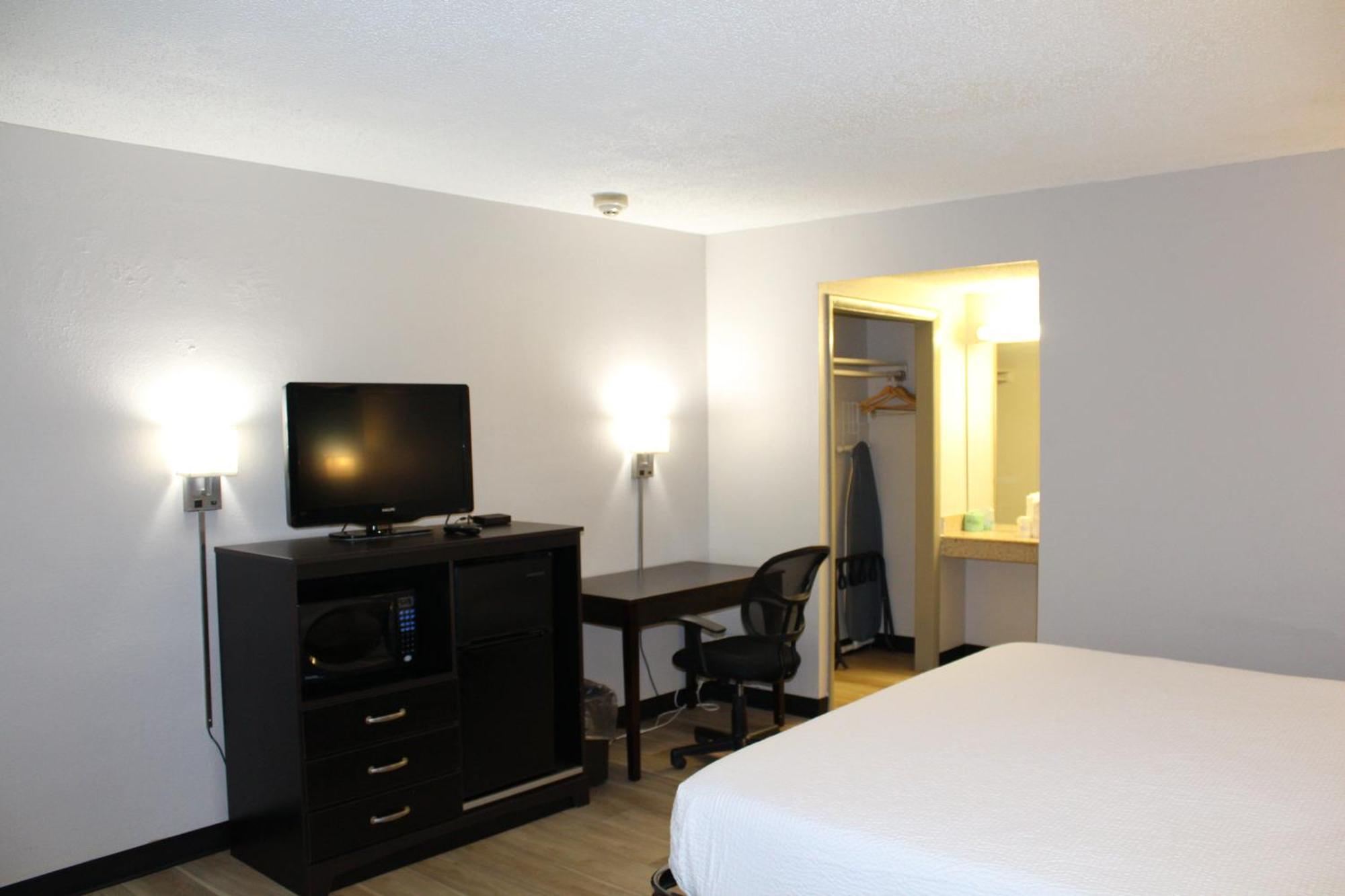 Days Inn By Wyndham Wrightstown Mcguire Afb Bordentown Esterno foto