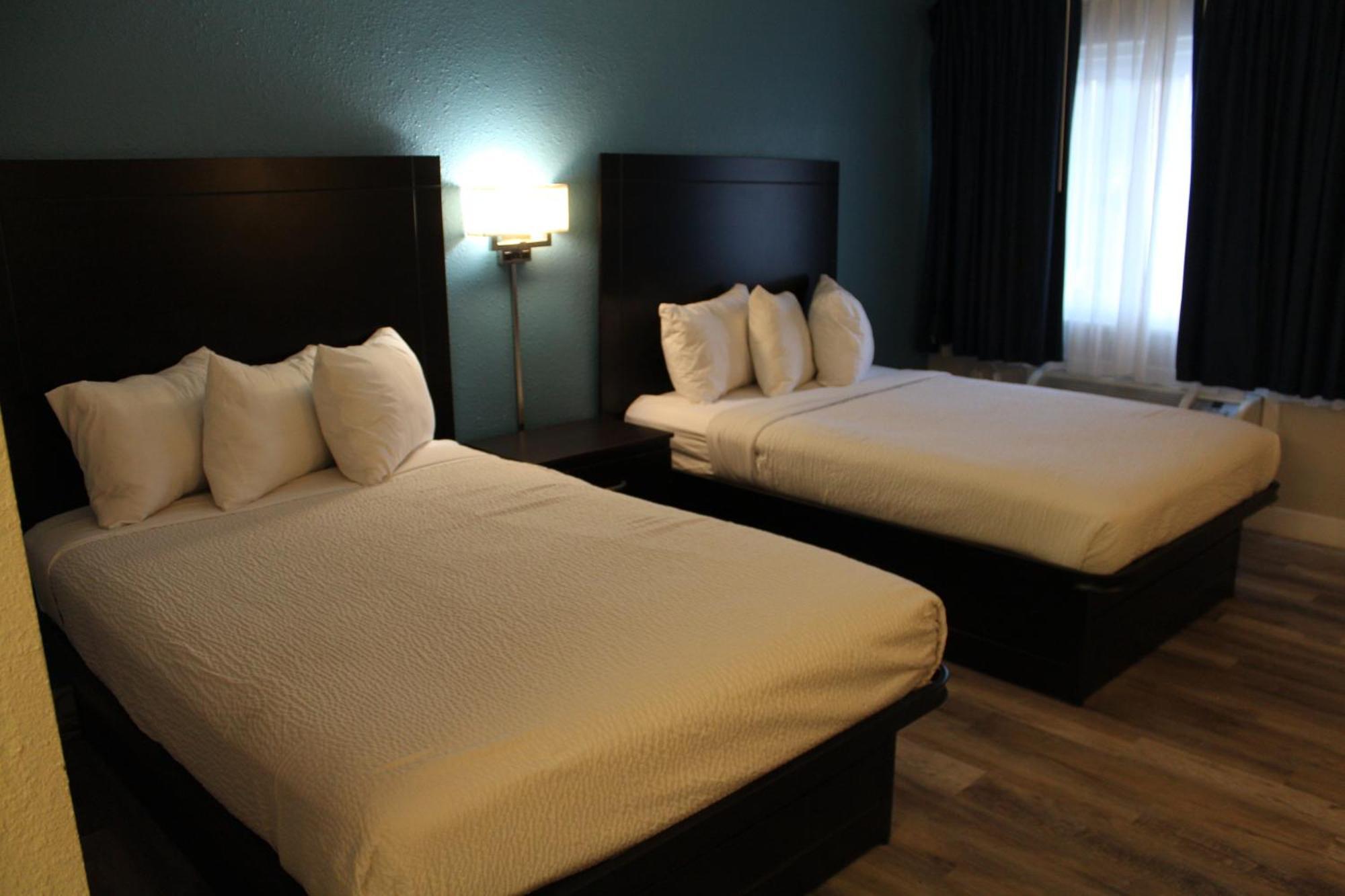 Days Inn By Wyndham Wrightstown Mcguire Afb Bordentown Esterno foto