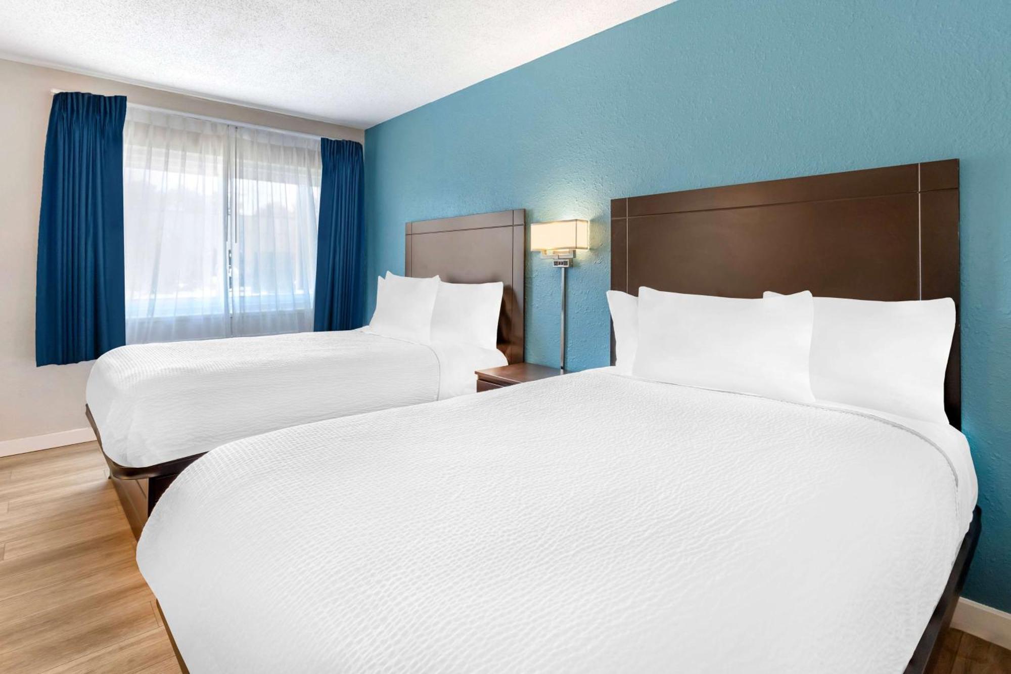 Days Inn By Wyndham Wrightstown Mcguire Afb Bordentown Esterno foto