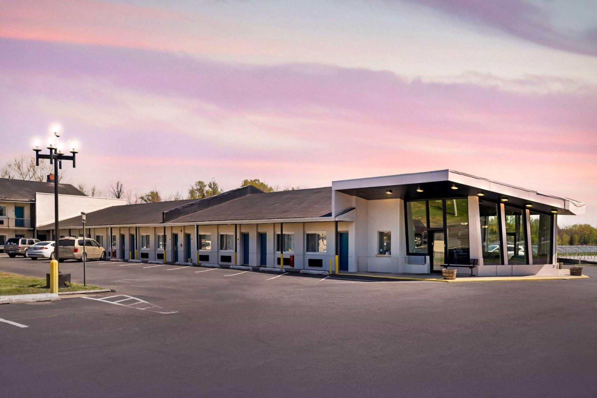 Days Inn By Wyndham Wrightstown Mcguire Afb Bordentown Esterno foto
