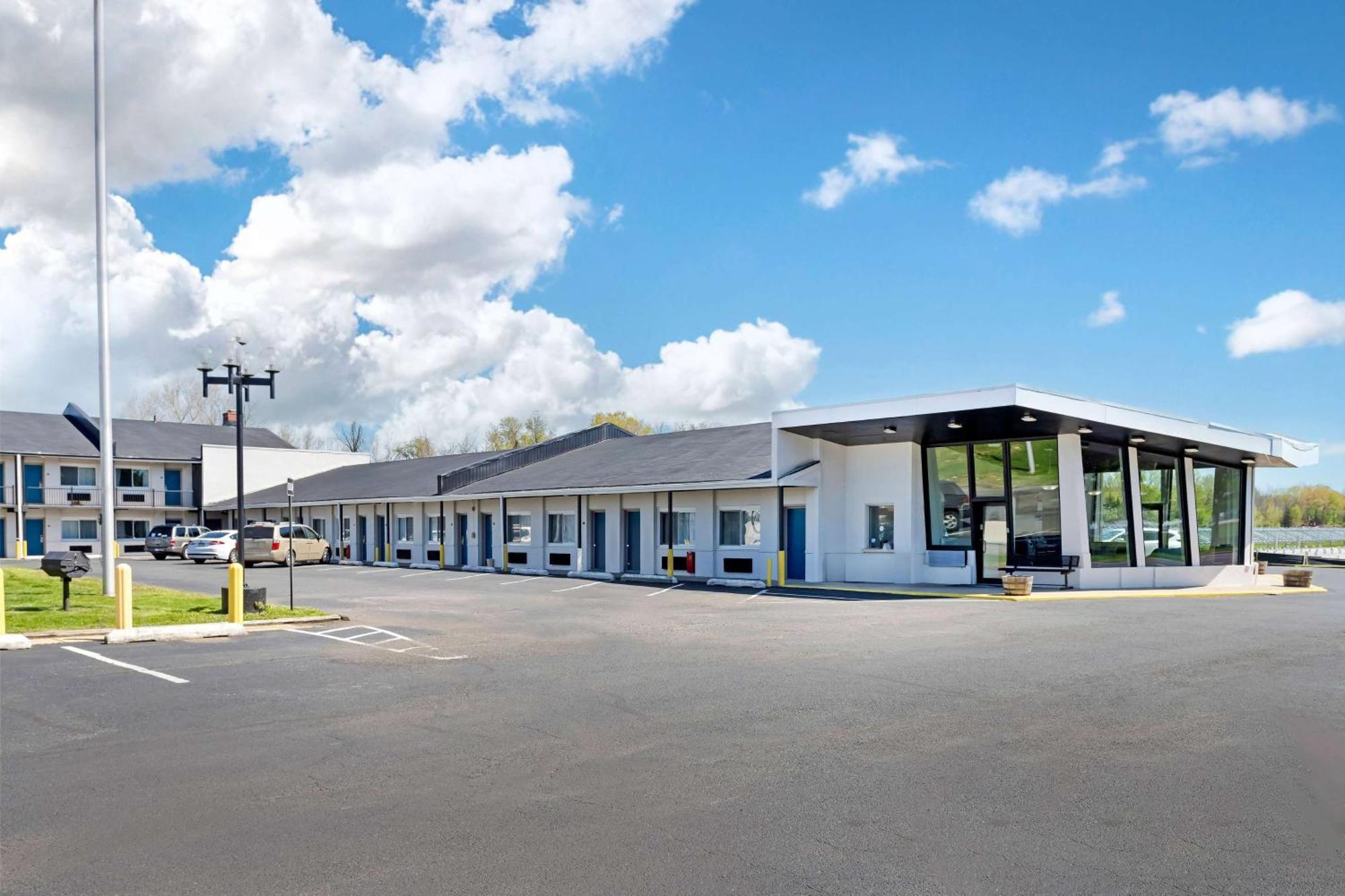 Days Inn By Wyndham Wrightstown Mcguire Afb Bordentown Esterno foto